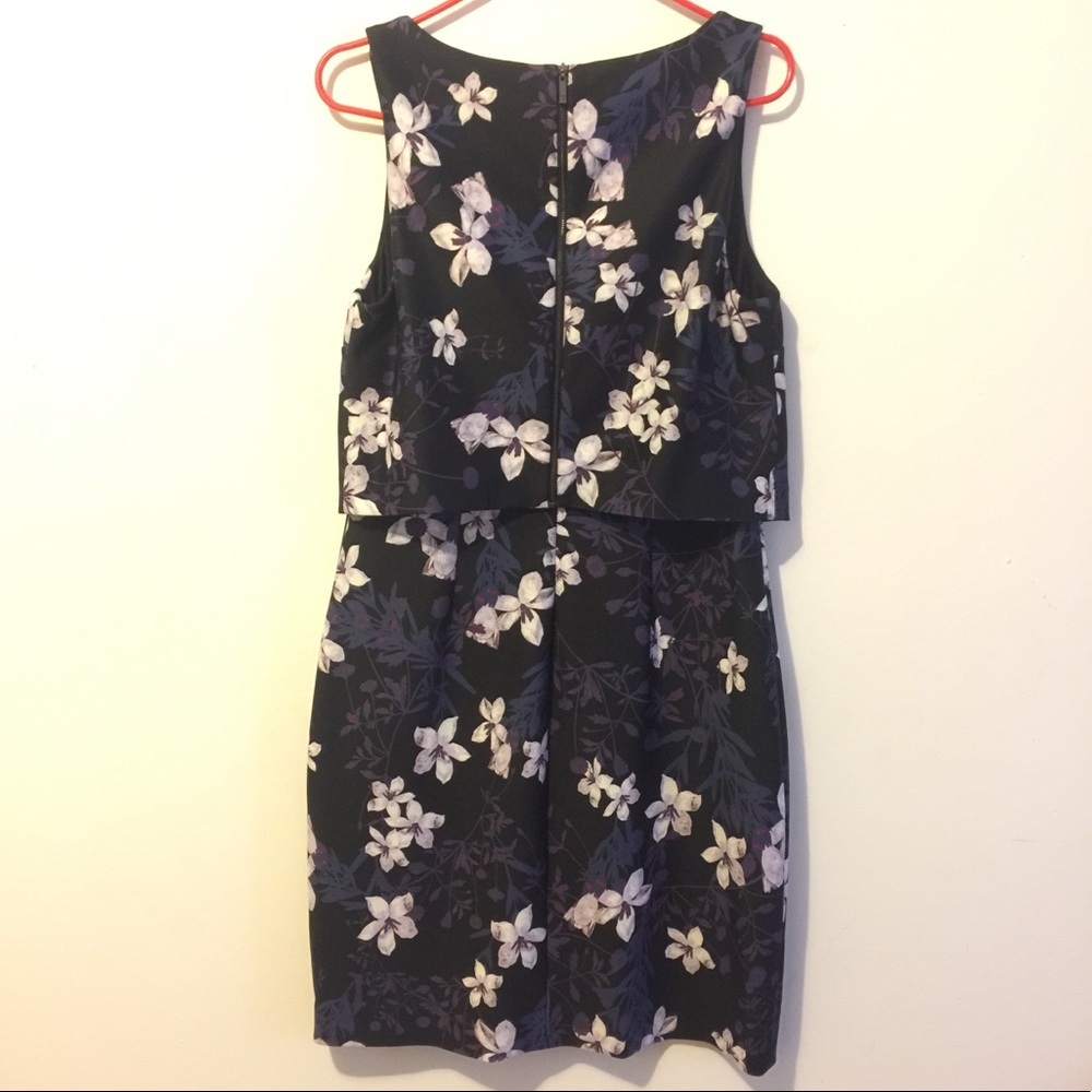 Black and purple floral dress - Picture 2 of 4